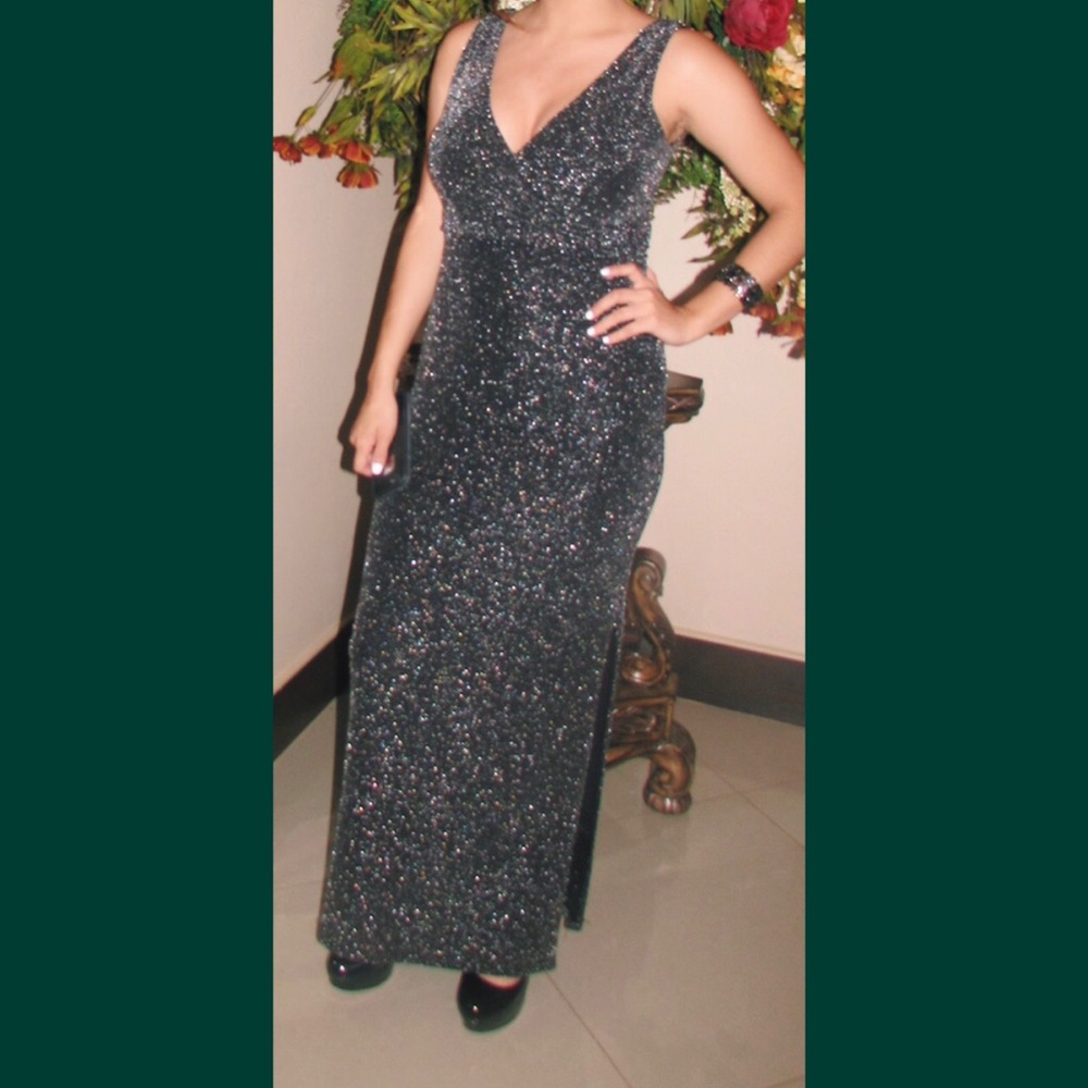 Prom dress - Picture 3 of 3